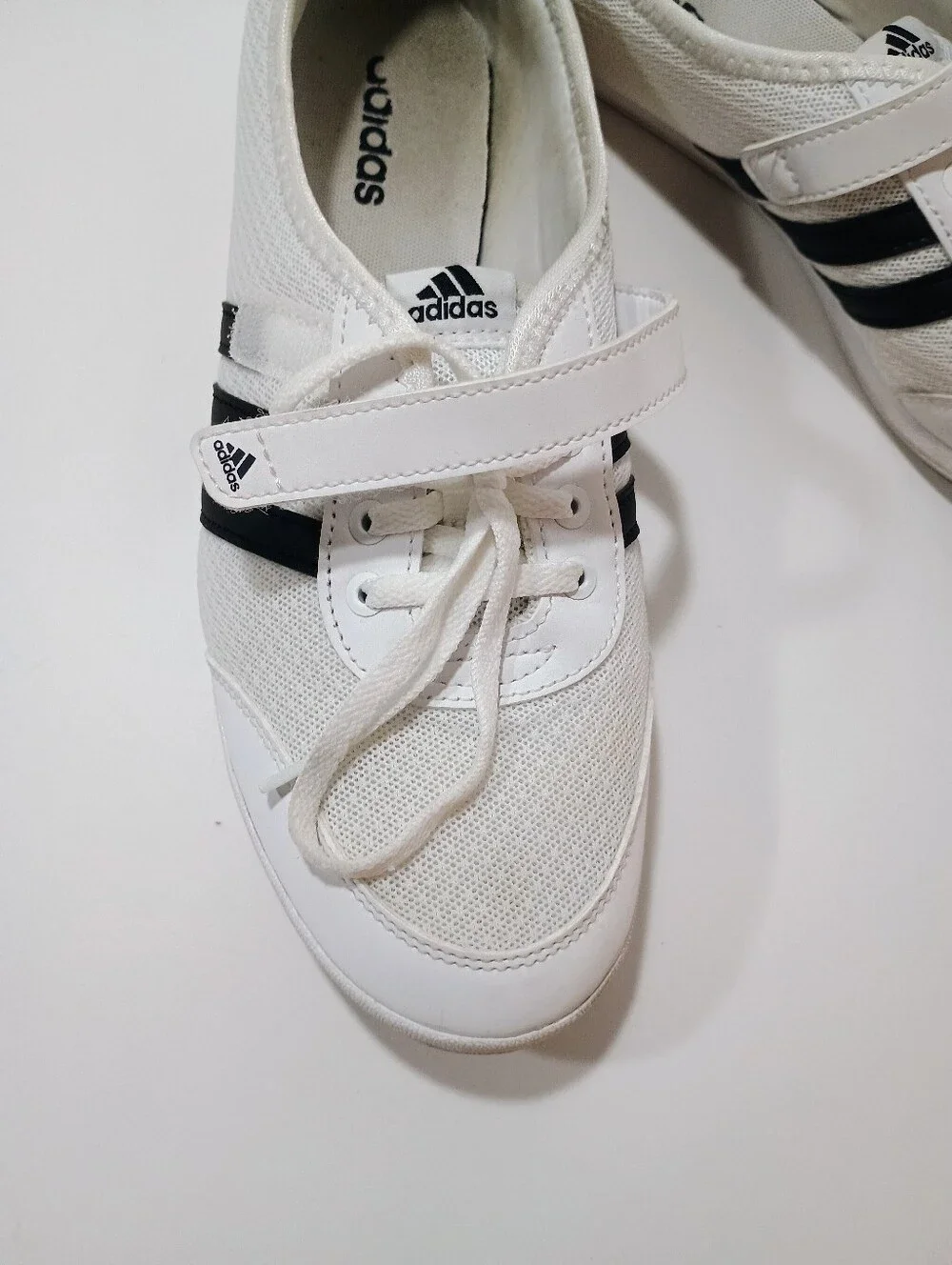 Adidas Diona 2.0 Sneakers Athletic Tennis Shoes White Black Women's Sz 9